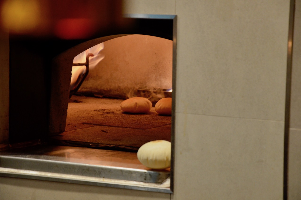 Hot Breads being freshly made - Dubaicravings.com